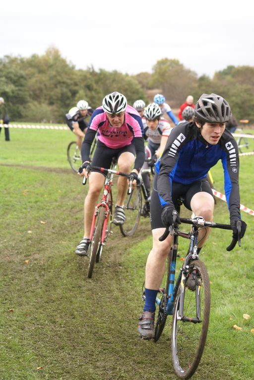 Cyclocross racing at Strathclyde Country Park in 2010