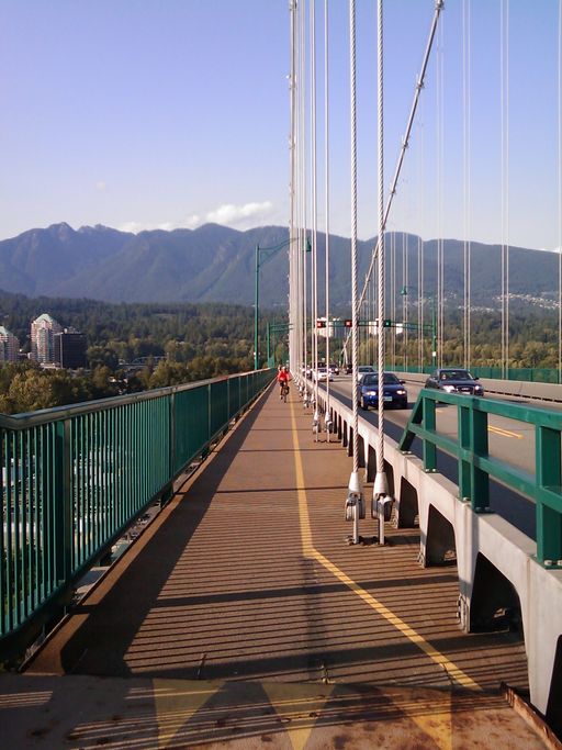 Looking north on Lions Gate Bridge